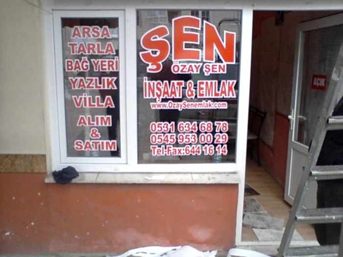 Folyo Kesim Cam yazıları